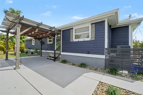 410 E Henry Street Punta Gorda FL 33950