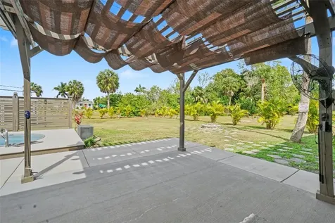 410 E Henry Street Punta Gorda FL 33950