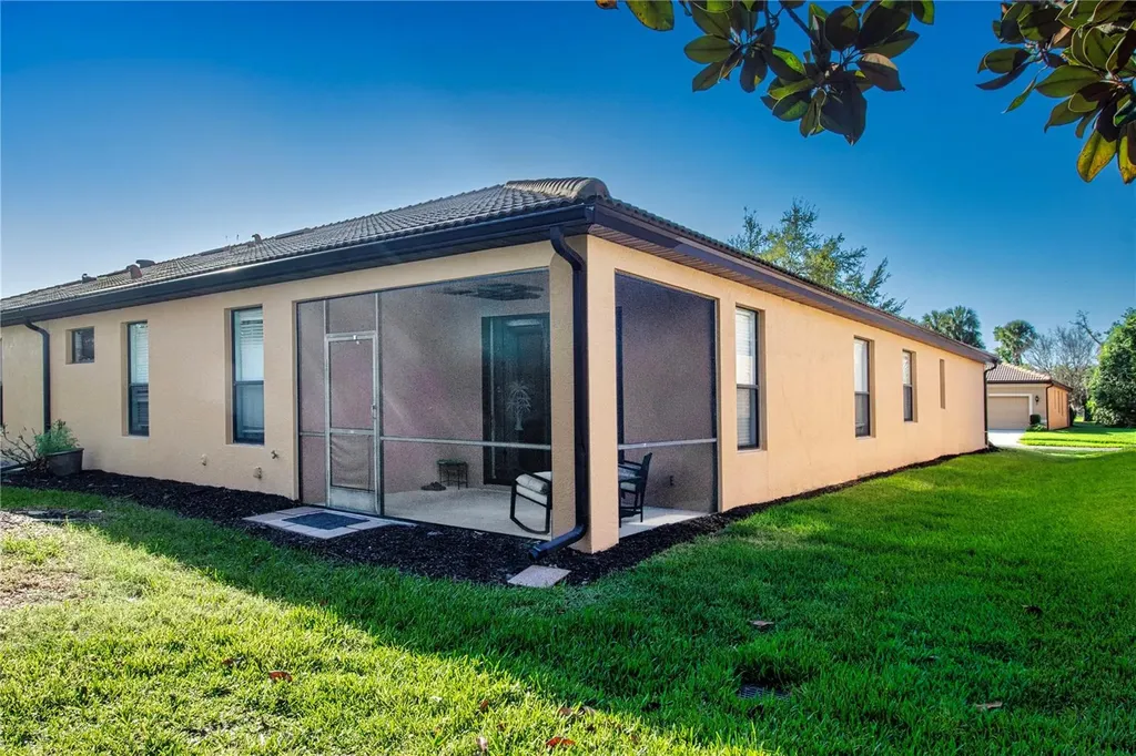 317 Seneca Falls Drive Apollo Beach FL 33572