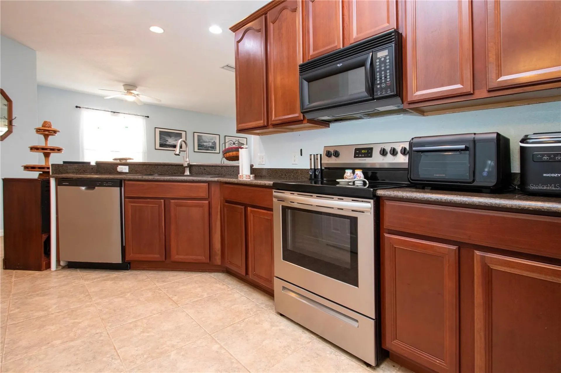 317 Seneca Falls Drive Apollo Beach FL 33572