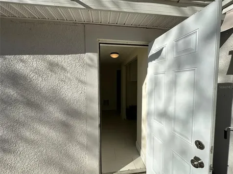 4305 E Henry Avenue Tampa FL 33610