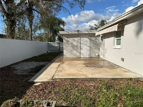 4305 E Henry Avenue Tampa FL 33610