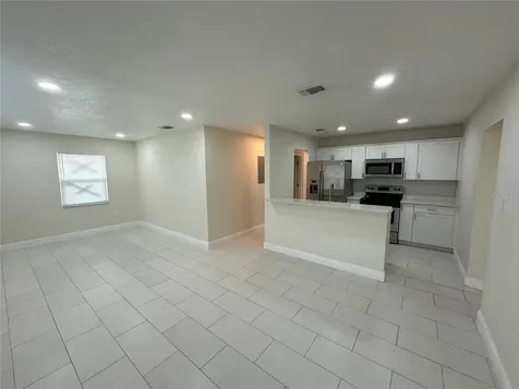4305 E Henry Avenue Tampa FL 33610
