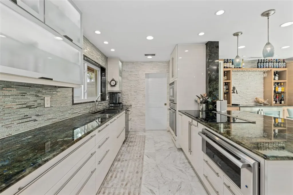 1749 Sandalwood Drive Sarasota FL 34231