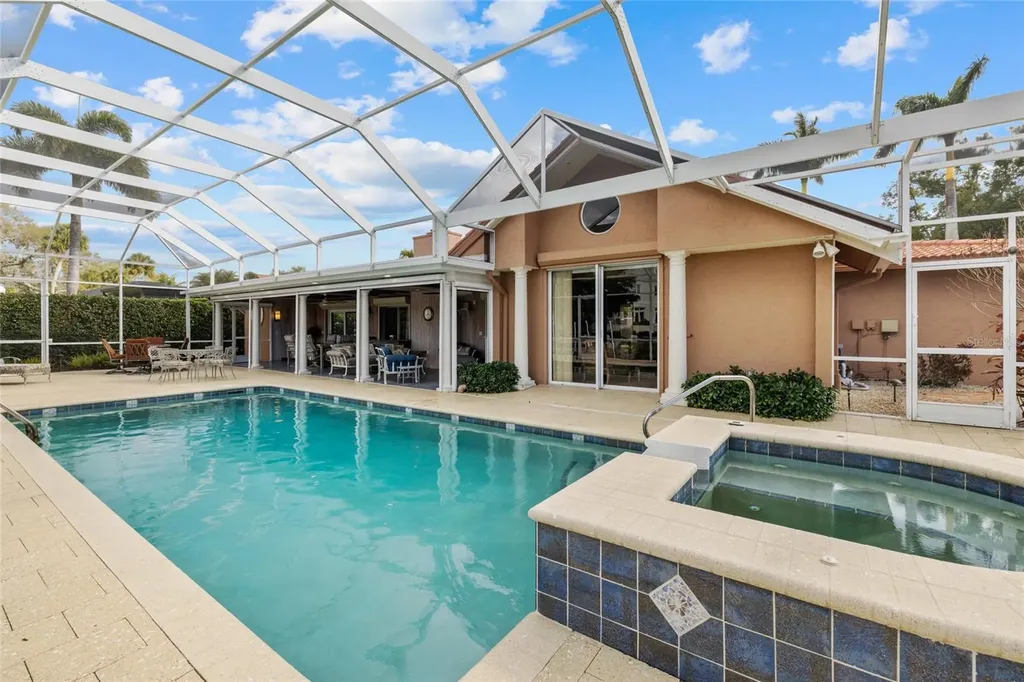1749 Sandalwood Drive Sarasota FL 34231