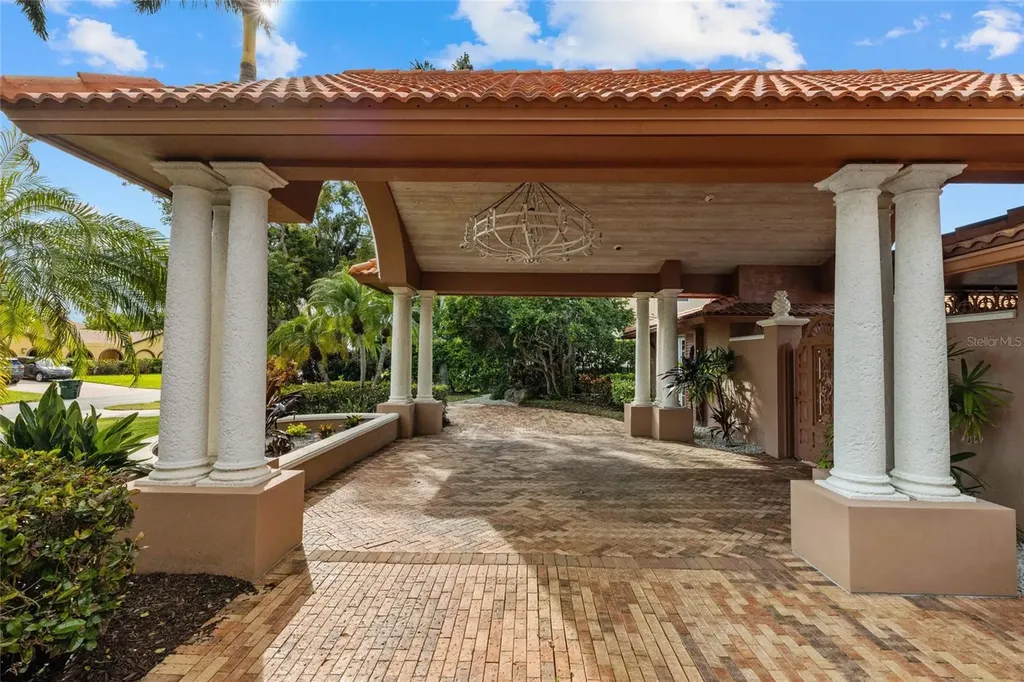1749 Sandalwood Drive Sarasota FL 34231