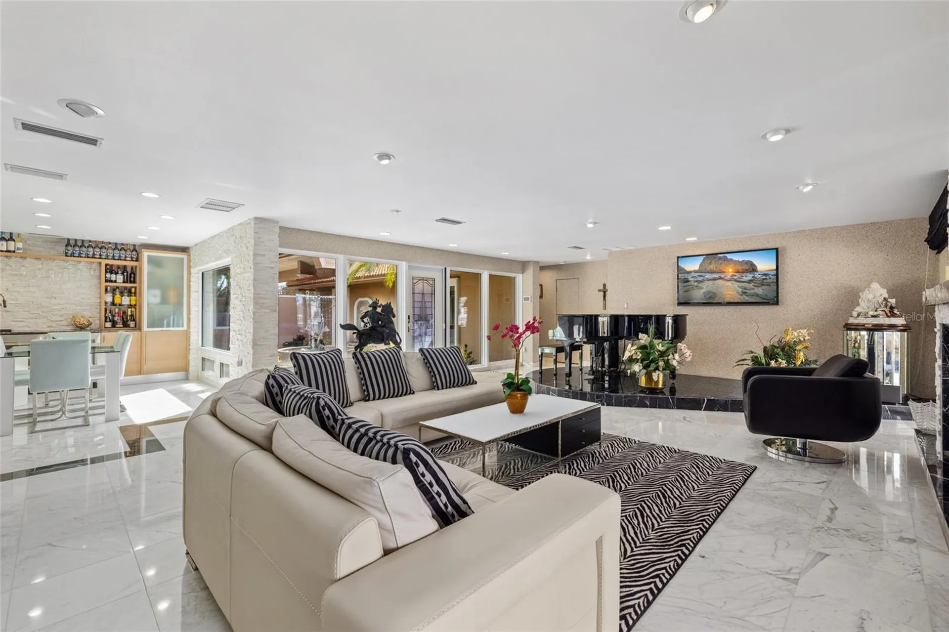 1749 Sandalwood Drive Sarasota FL 34231