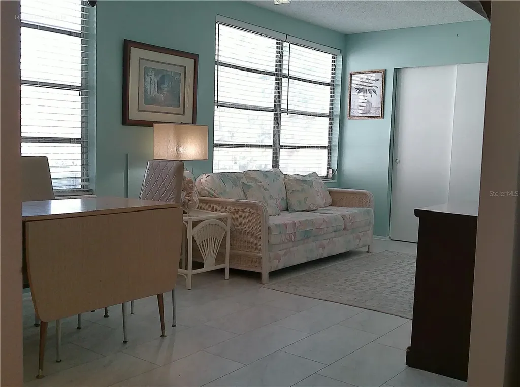 2456 Ecuadorian Way Clearwater FL 33763