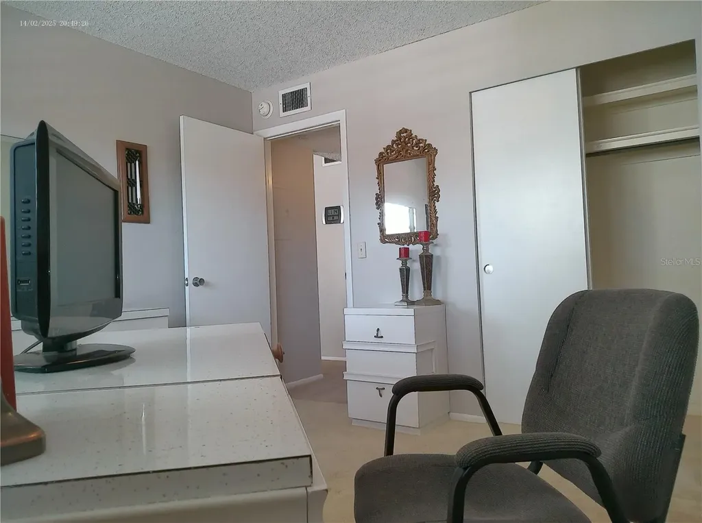 2456 Ecuadorian Way Clearwater FL 33763