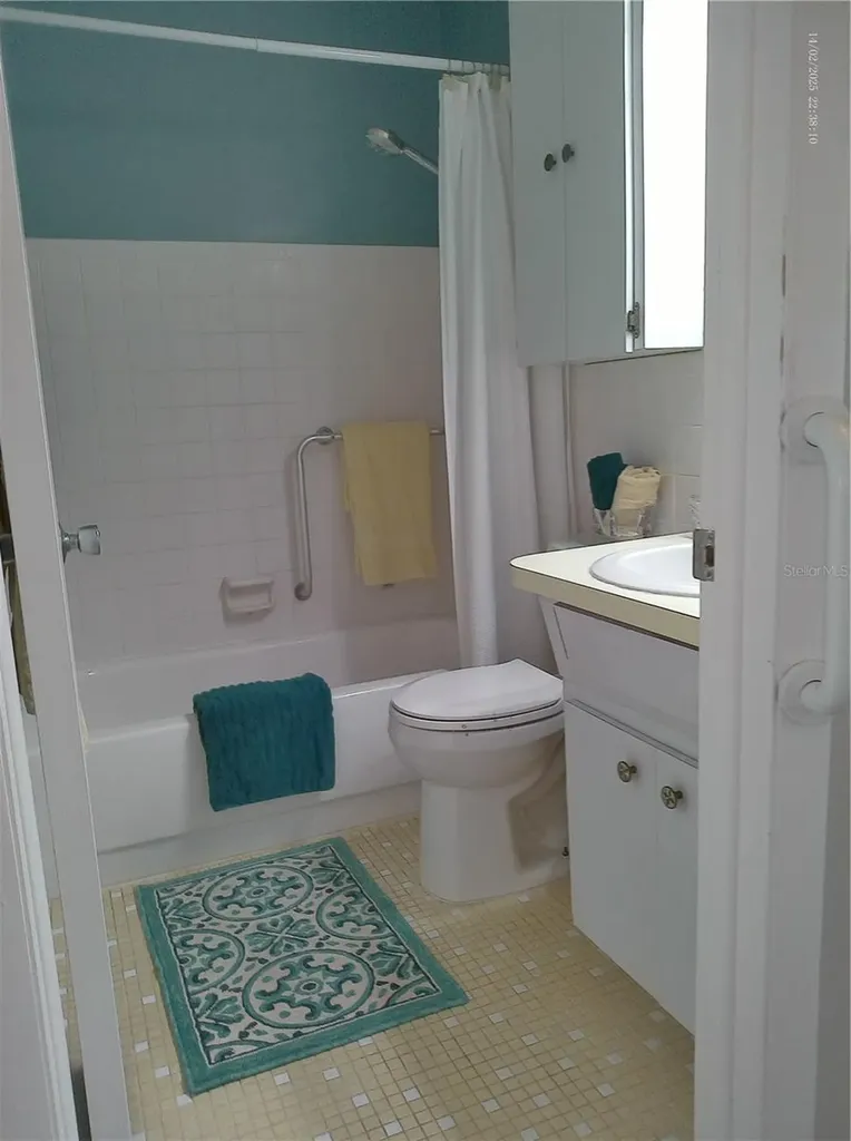 2456 Ecuadorian Way Clearwater FL 33763