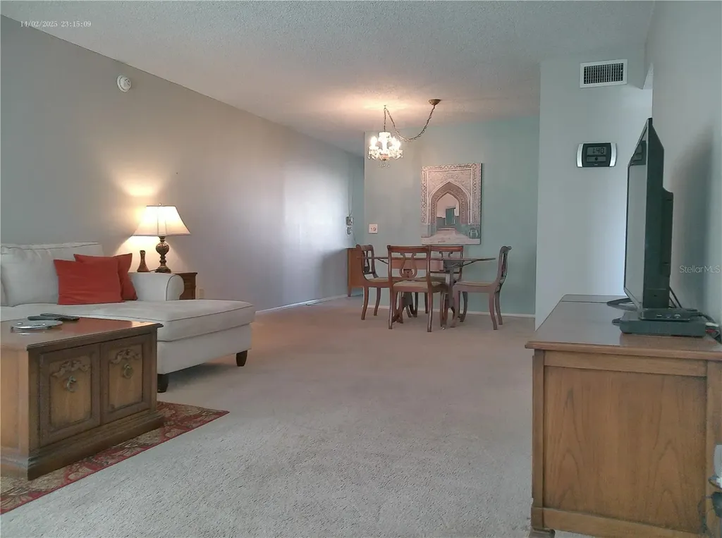 2456 Ecuadorian Way Clearwater FL 33763