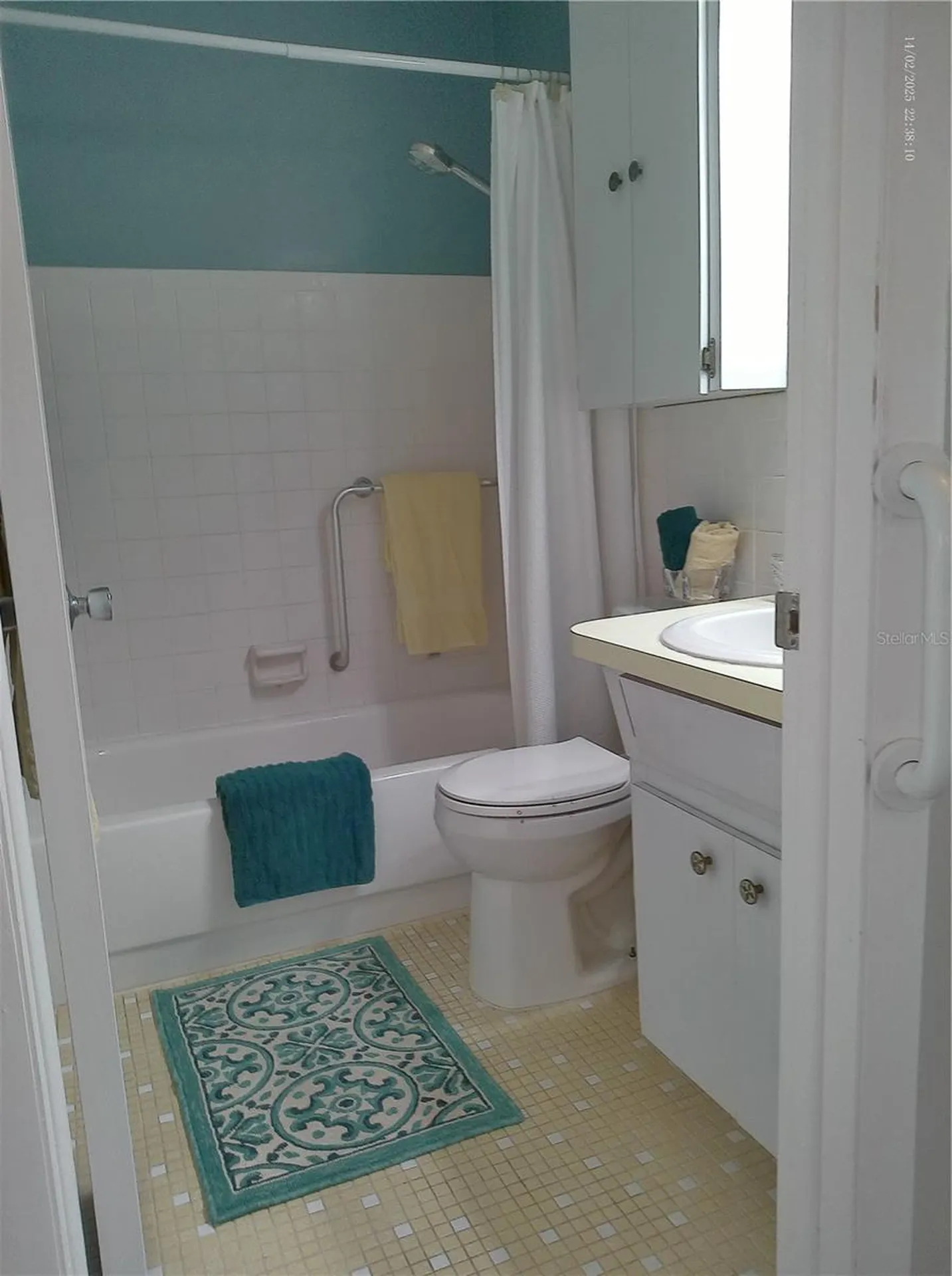 2456 Ecuadorian Way Clearwater FL 33763