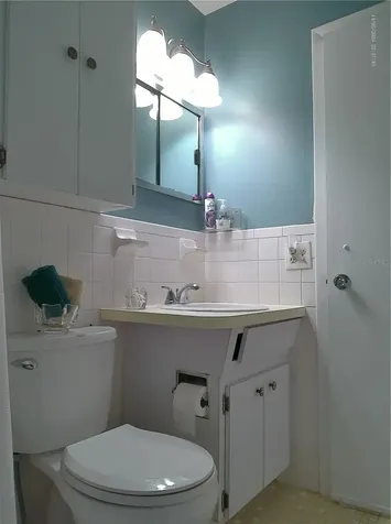 2456 Ecuadorian Way Clearwater FL 33763