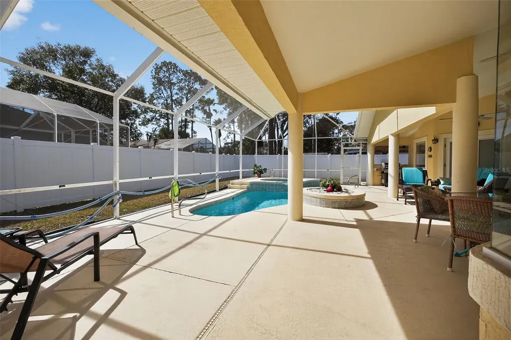 1 Burning Wick Place Palm Coast FL 32137