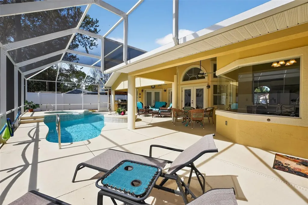 1 Burning Wick Place Palm Coast FL 32137