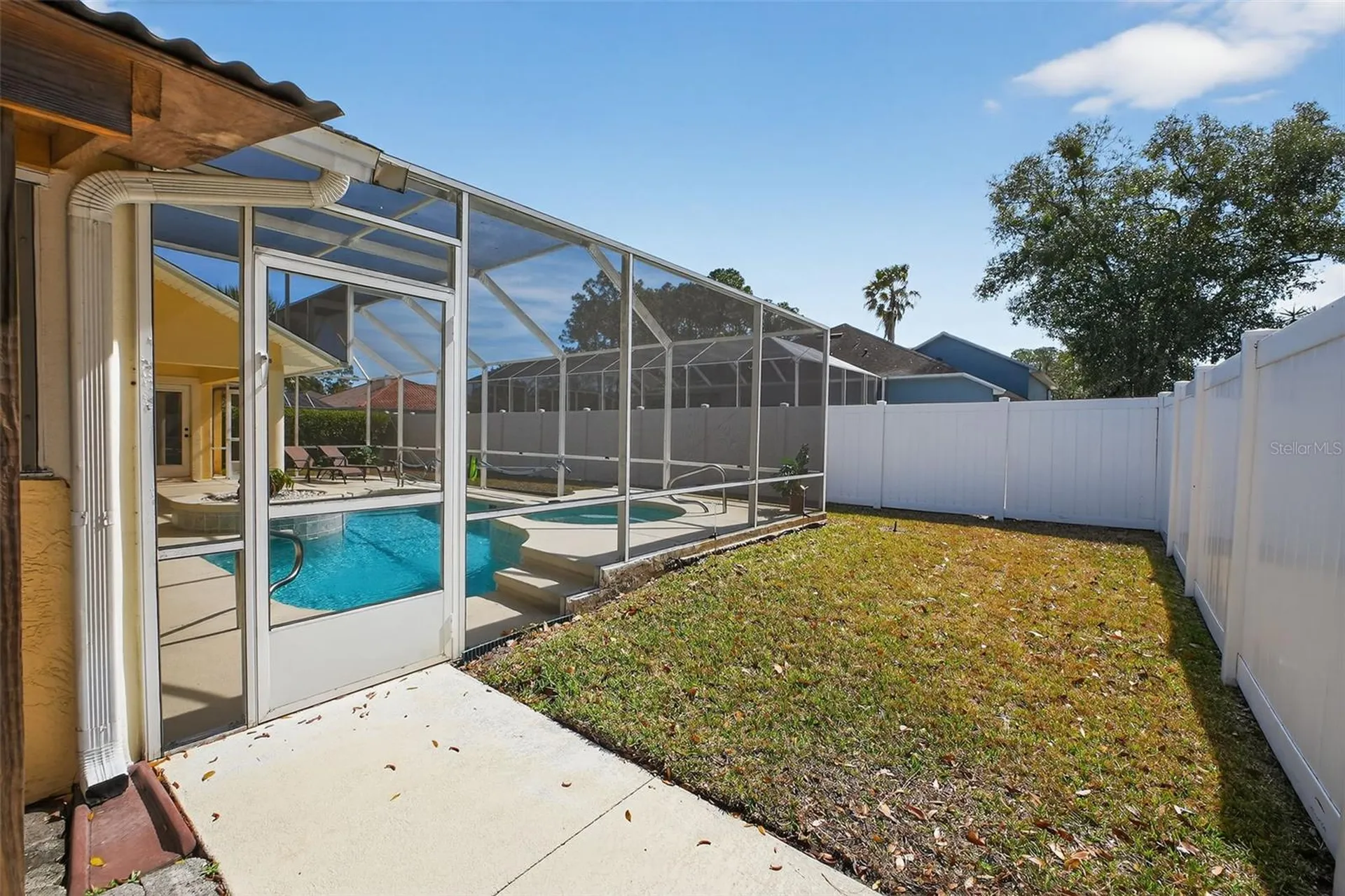 1 Burning Wick Place Palm Coast FL 32137