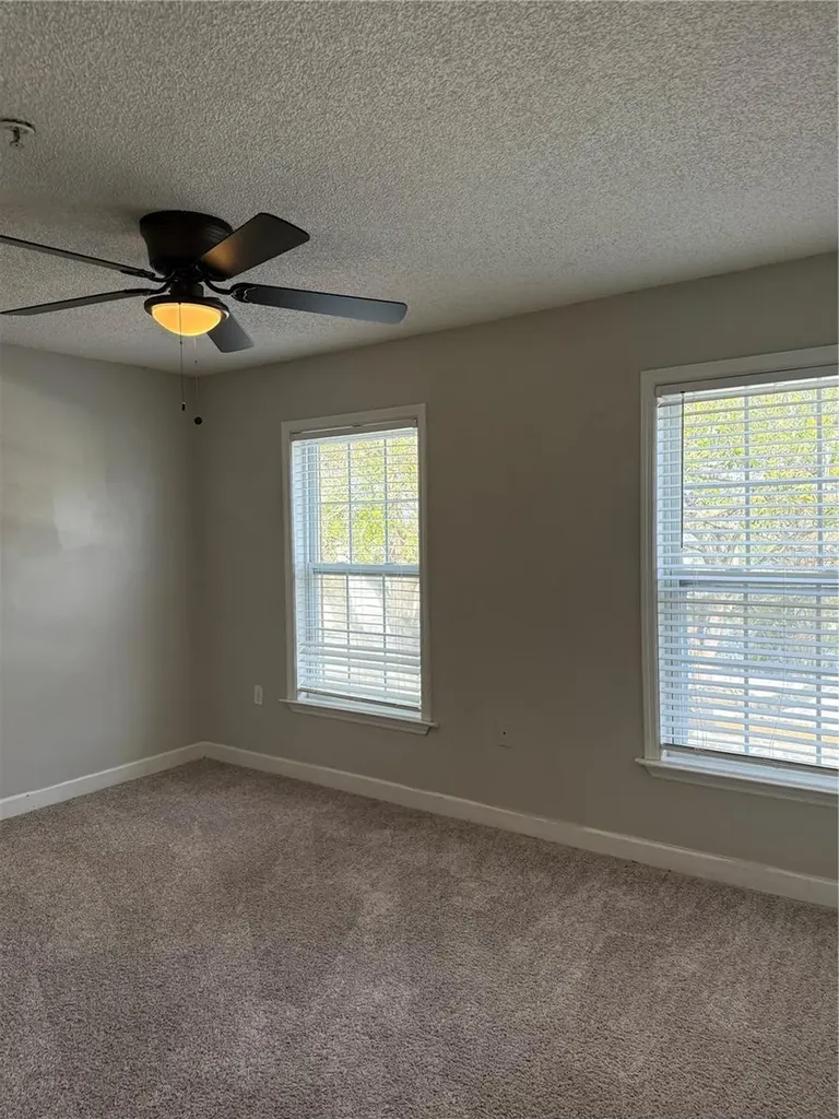 2019 Dixie Belle Drive Orlando FL 32812