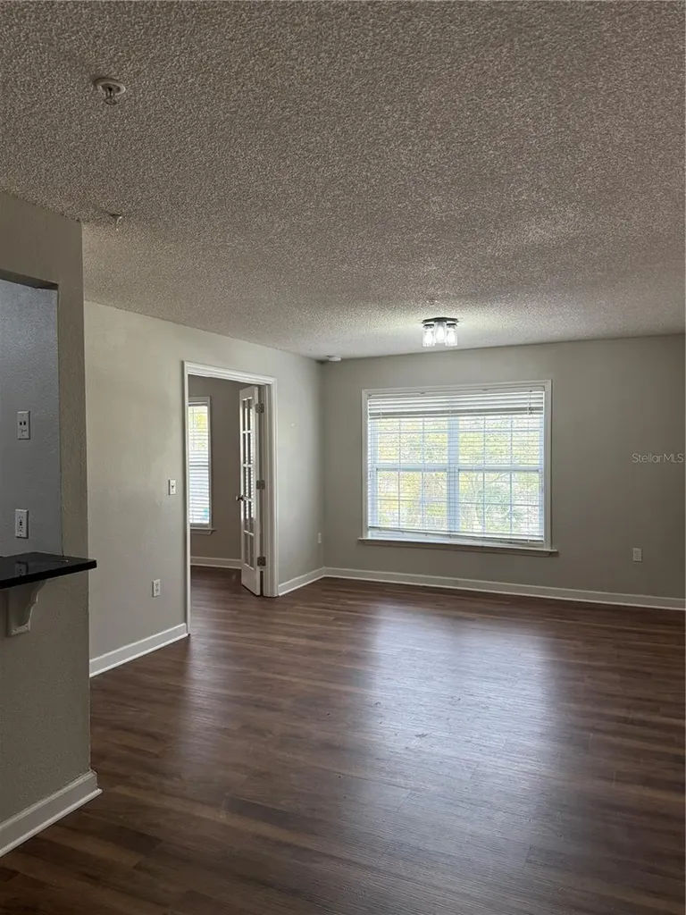 2019 Dixie Belle Drive Orlando FL 32812