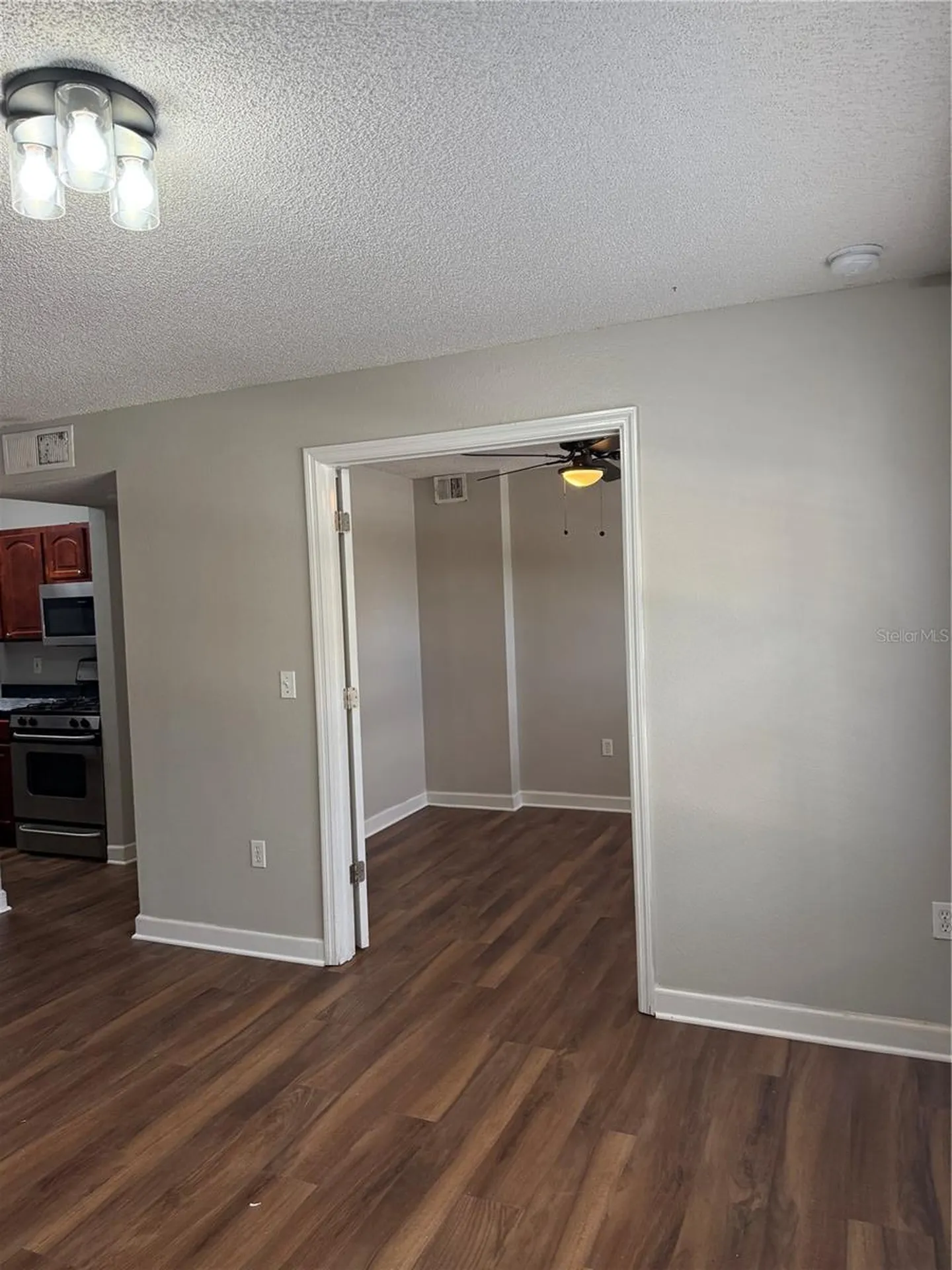 2019 Dixie Belle Drive Orlando FL 32812