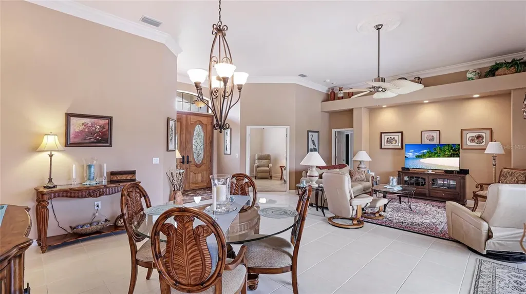 7126 Southgate Court Sarasota FL 34243
