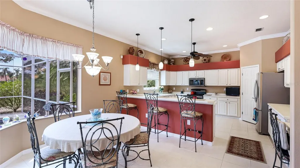 7126 Southgate Court Sarasota FL 34243