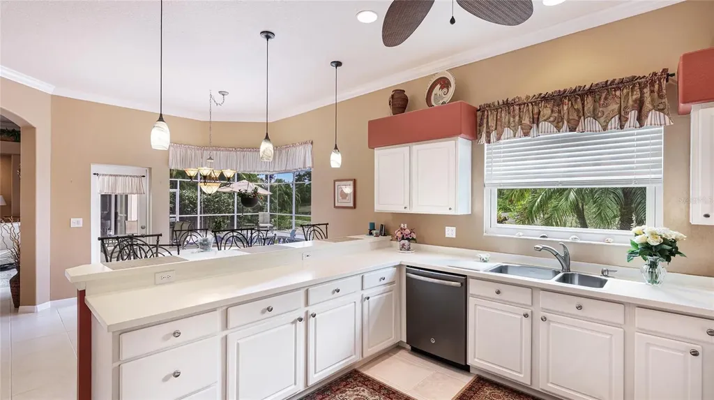 7126 Southgate Court Sarasota FL 34243