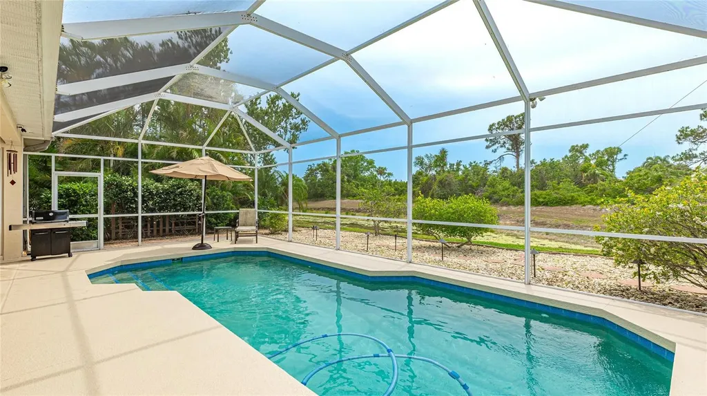 7126 Southgate Court Sarasota FL 34243