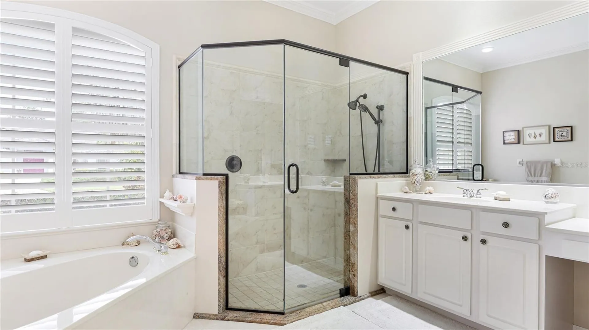 7126 Southgate Court Sarasota FL 34243