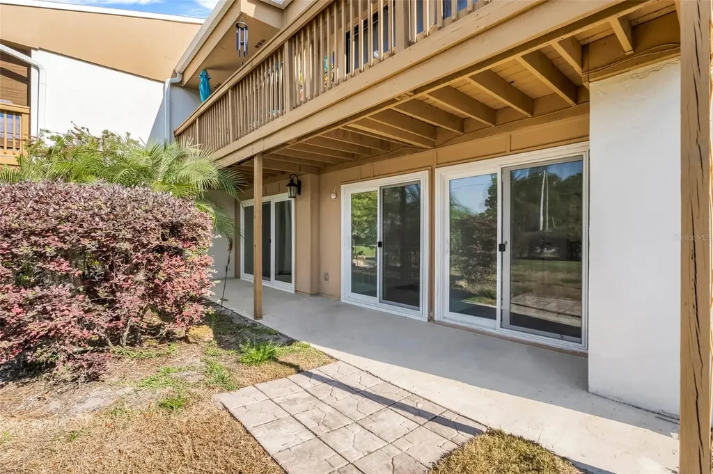 1051 S Highland Street Mount Dora FL 32757