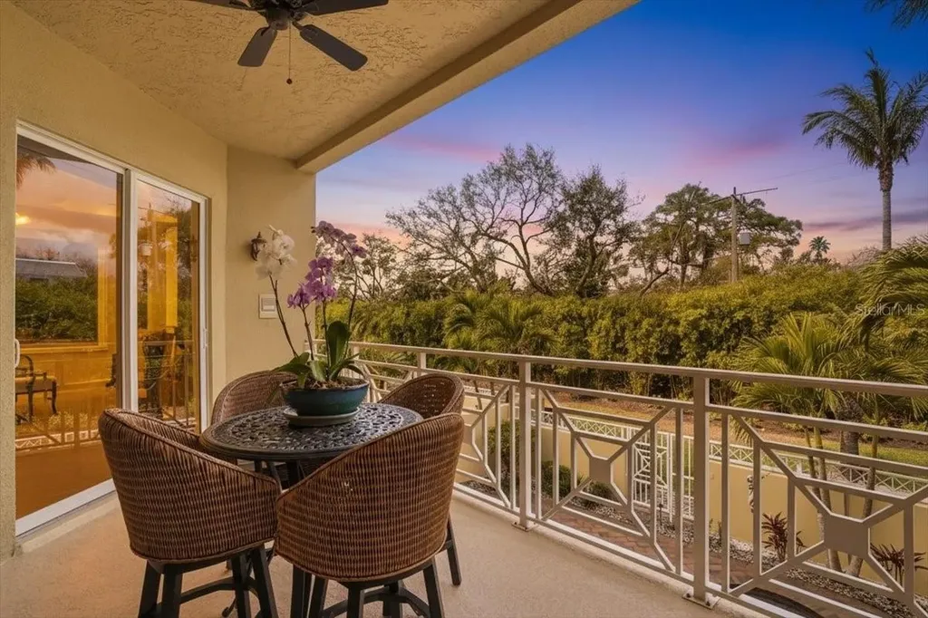 702 Granada Avenue Venice FL 34285