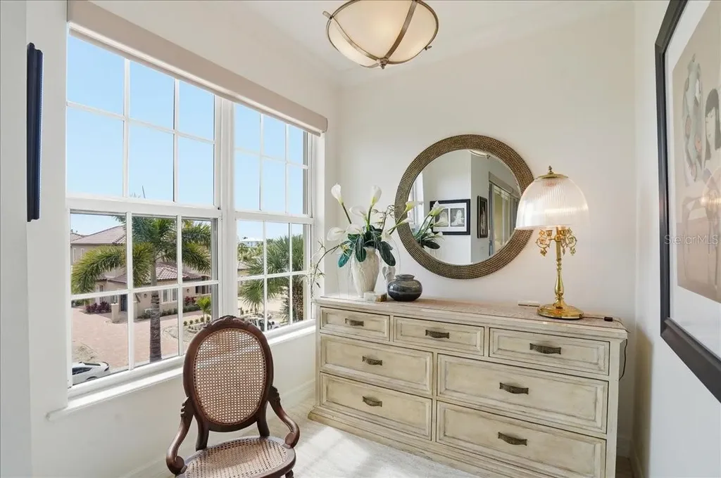 702 Granada Avenue Venice FL 34285