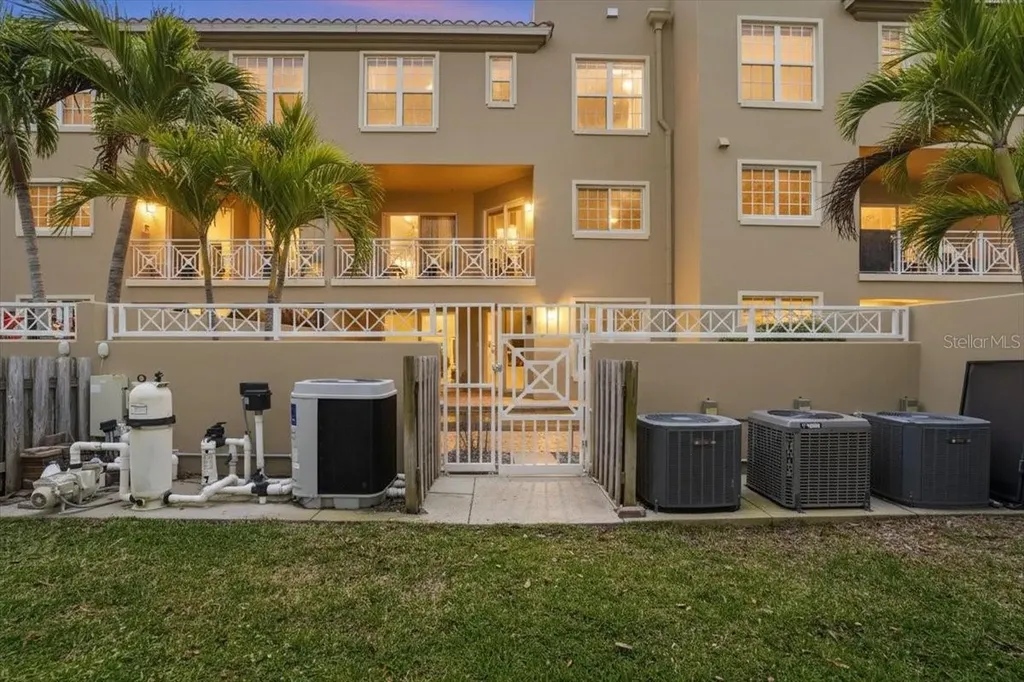 702 Granada Avenue Venice FL 34285