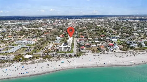 702 Granada Avenue Venice FL 34285