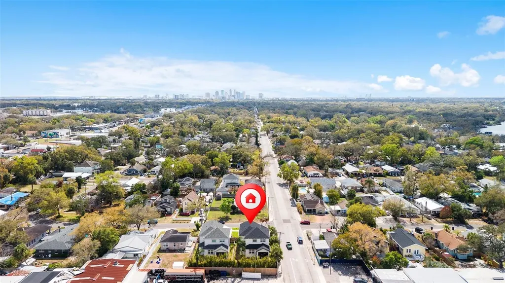 213 W Giddens Avenue Tampa FL 33603