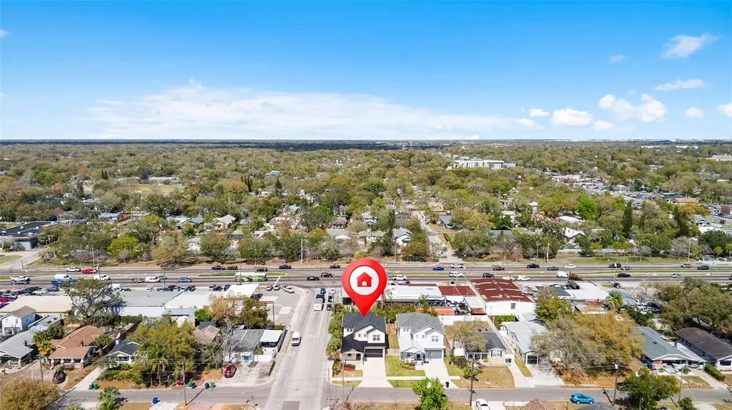 213 W Giddens Avenue Tampa FL 33603