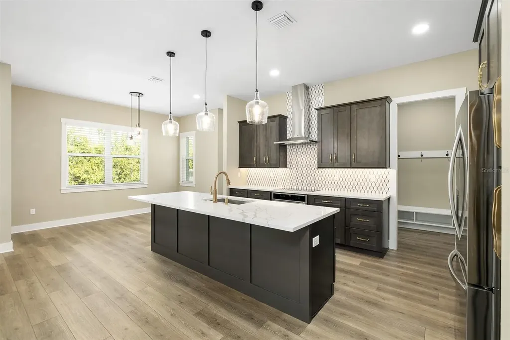 213 W Giddens Avenue Tampa FL 33603