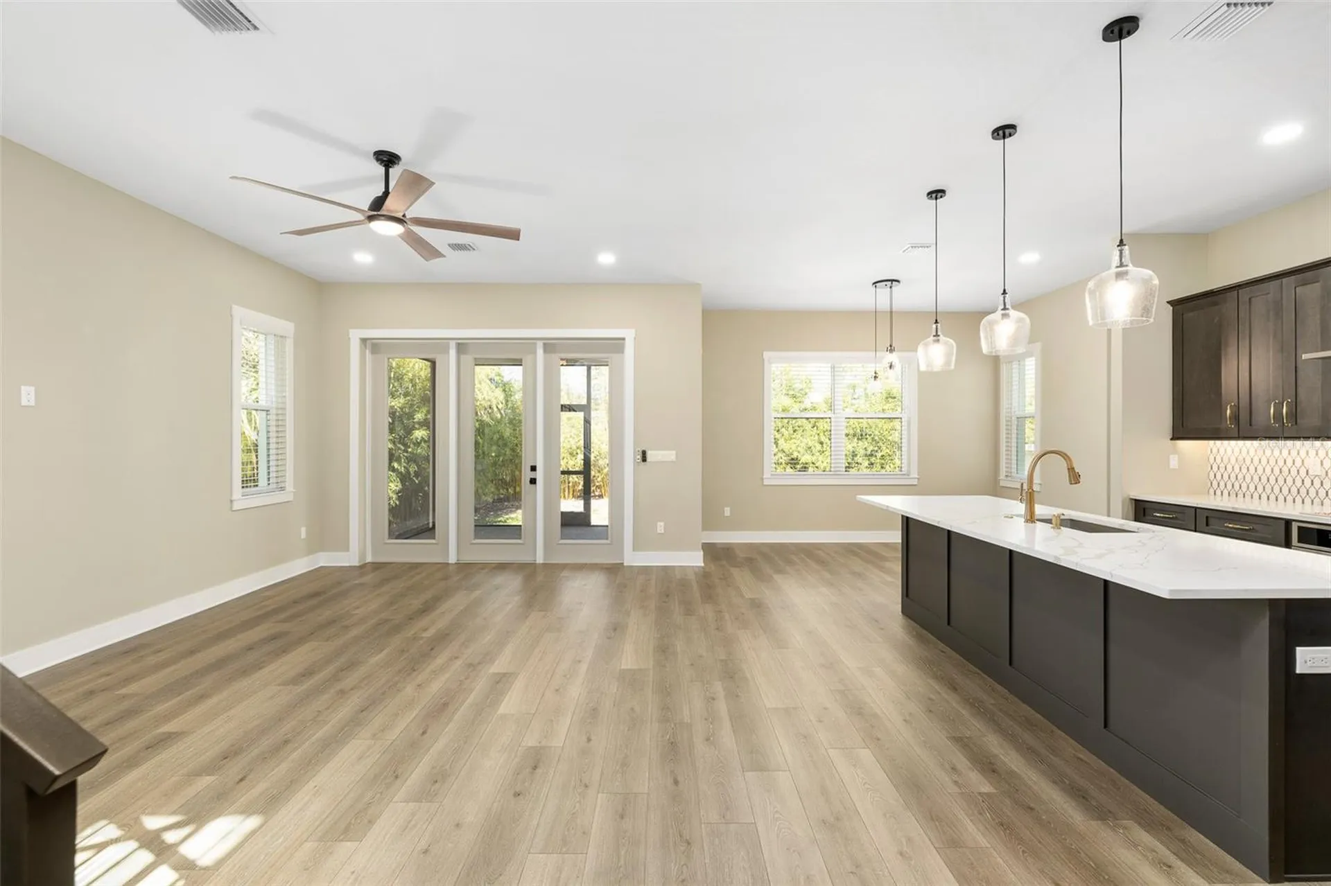 213 W Giddens Avenue Tampa FL 33603