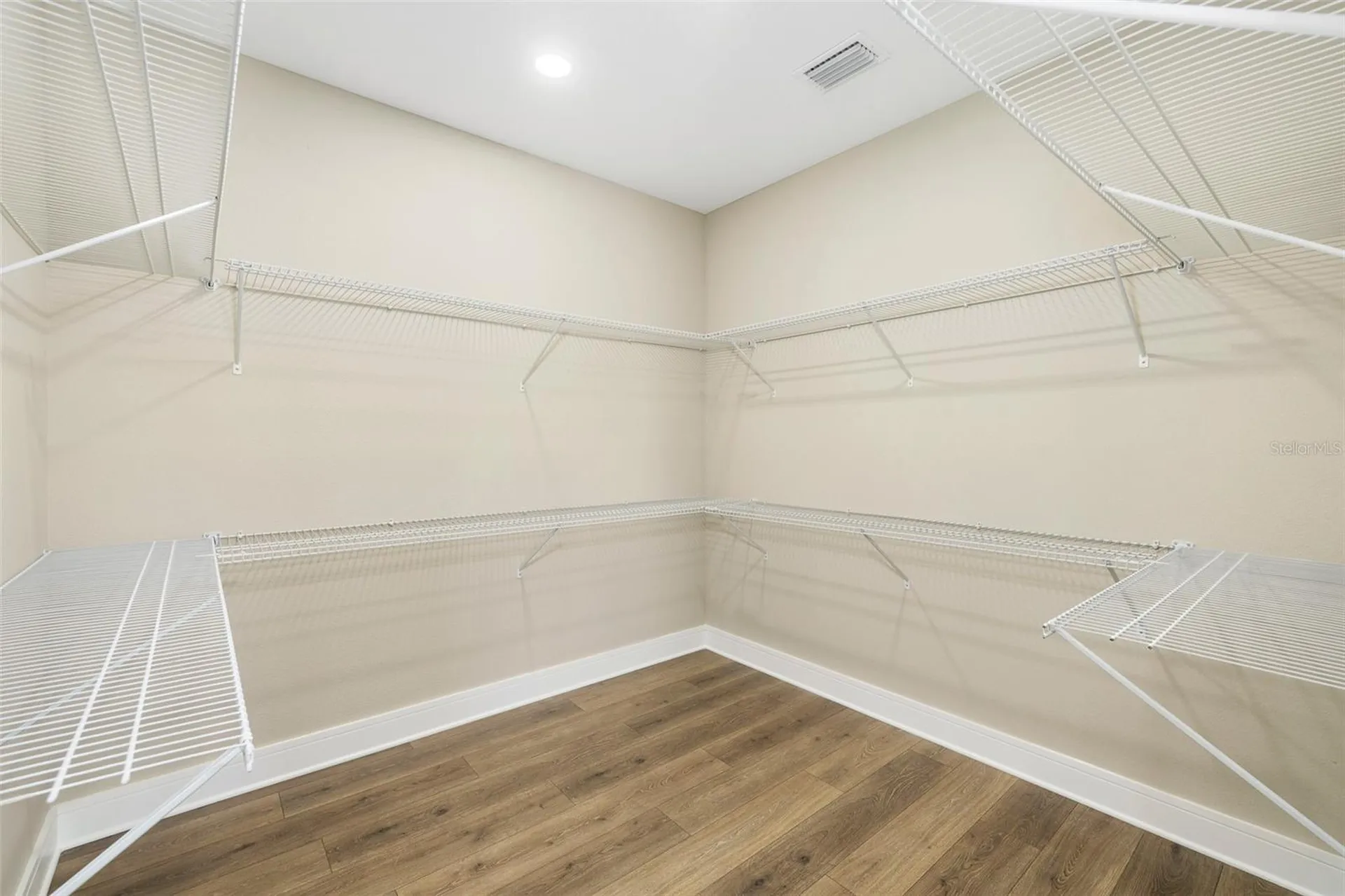 213 W Giddens Avenue Tampa FL 33603