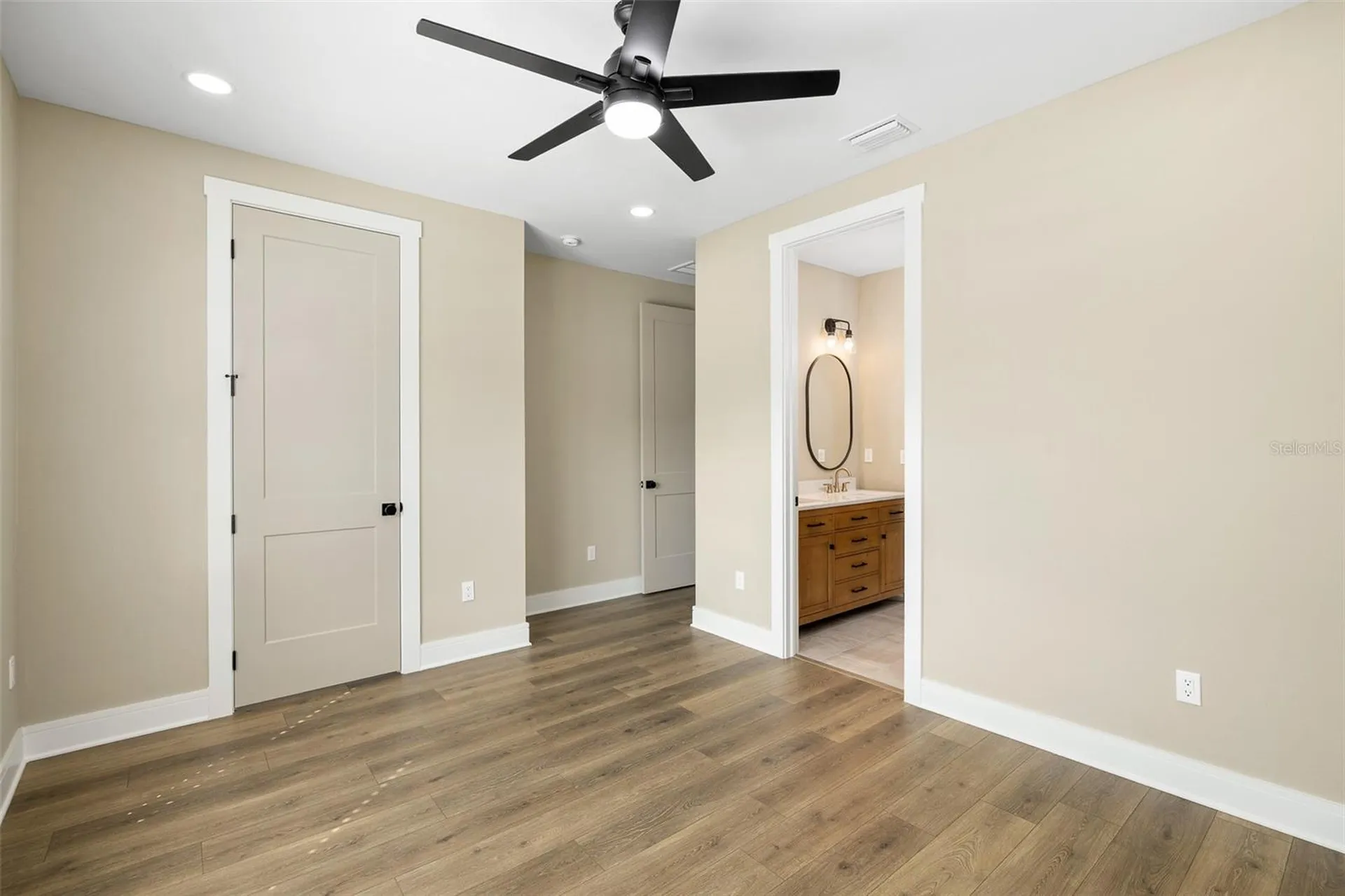 213 W Giddens Avenue Tampa FL 33603