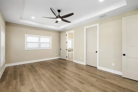 213 W Giddens Avenue Tampa FL 33603