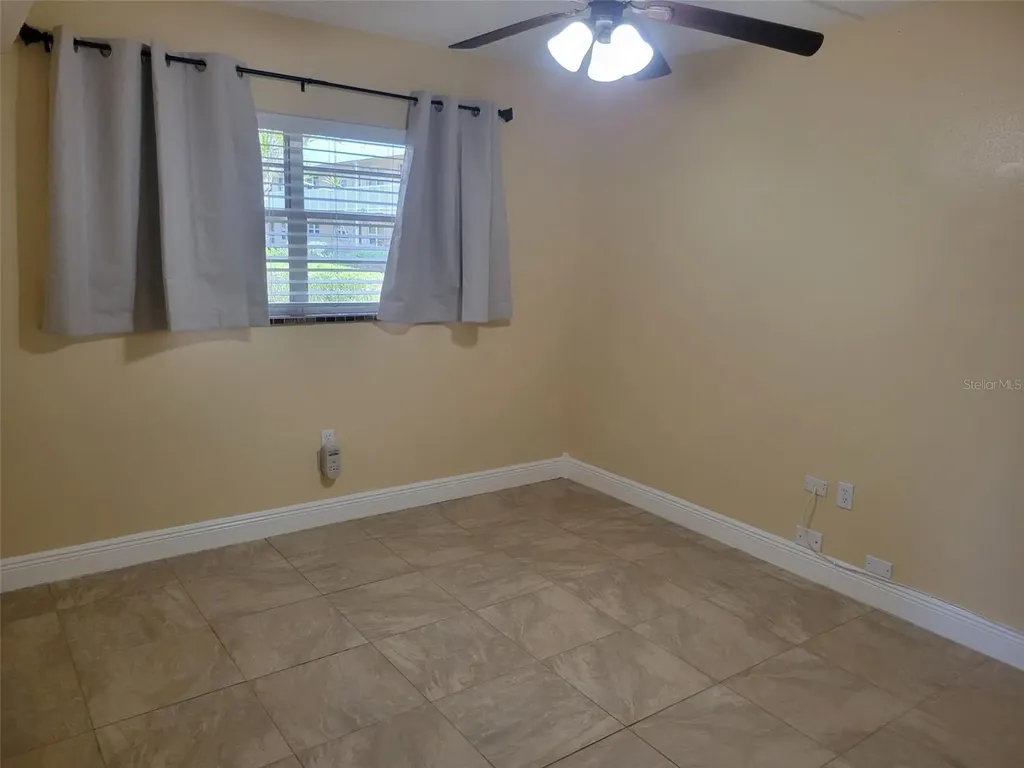 10032 65th Avenue N St Petersburg FL 33708