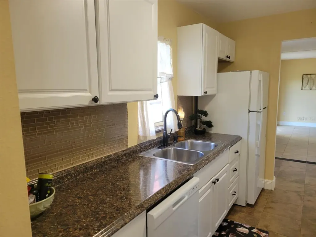 10032 65th Avenue N St Petersburg FL 33708