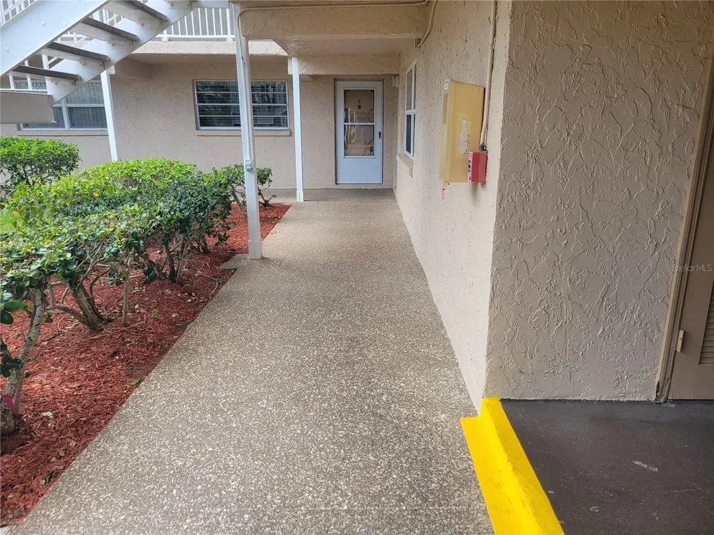 10032 65th Avenue N St Petersburg FL 33708