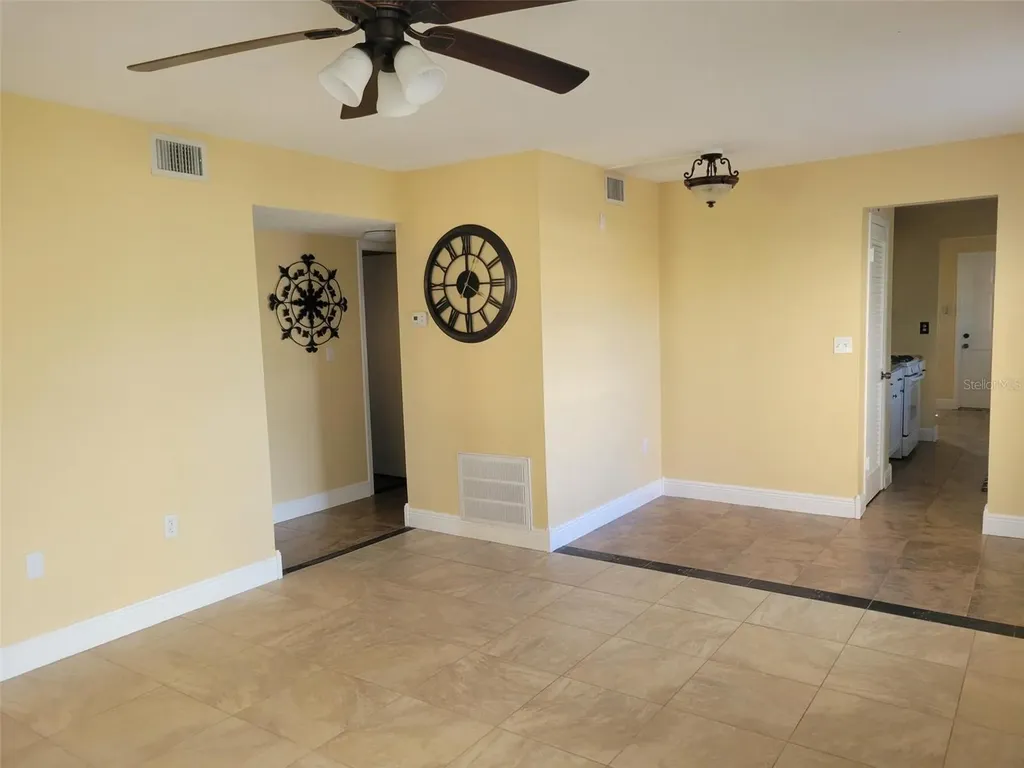 10032 65th Avenue N St Petersburg FL 33708