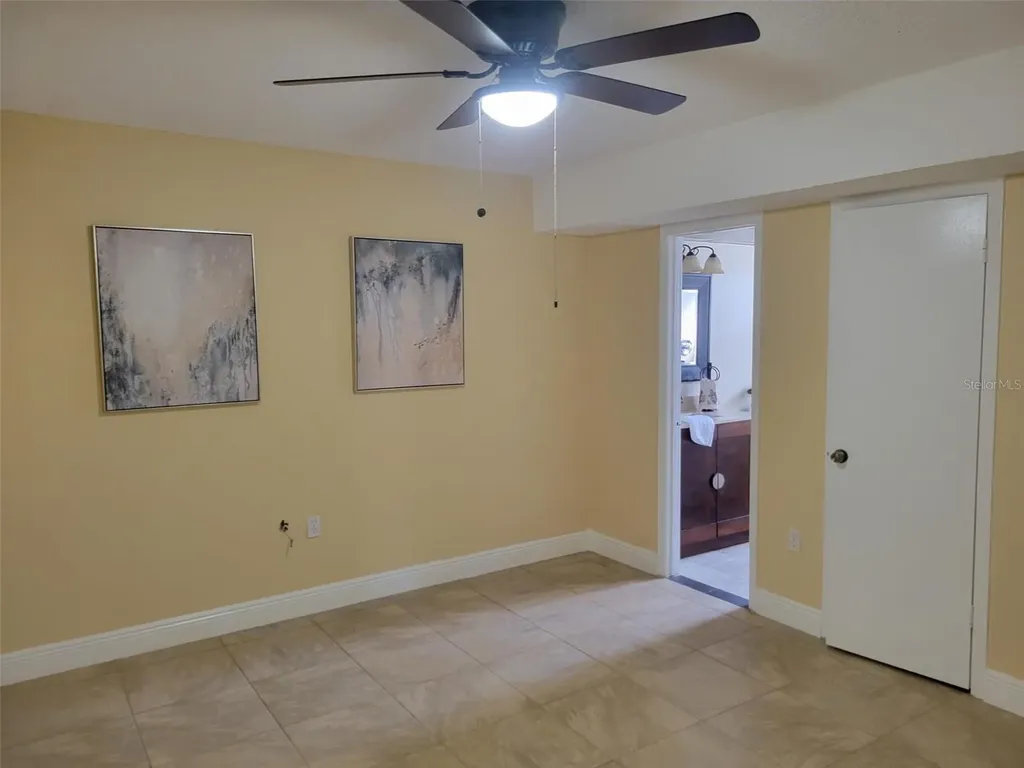 10032 65th Avenue N St Petersburg FL 33708