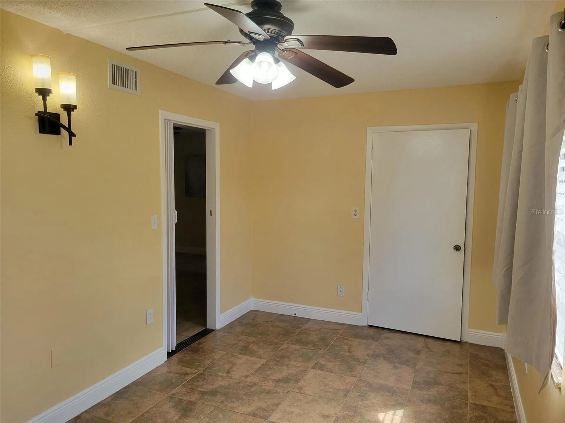 10032 65th Avenue N St Petersburg FL 33708