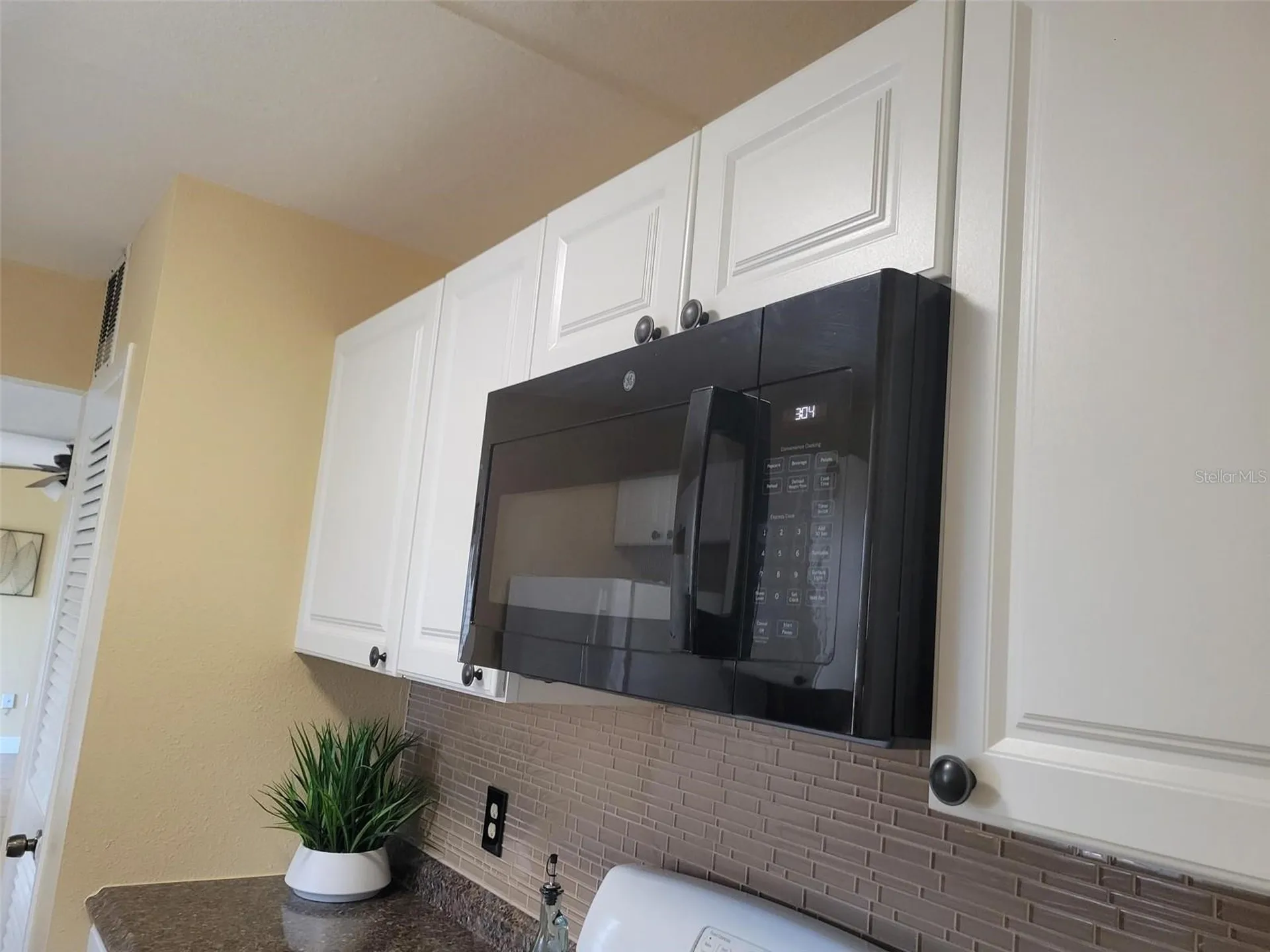 10032 65th Avenue N St Petersburg FL 33708