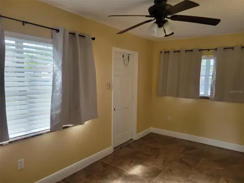 10032 65th Avenue N St Petersburg FL 33708