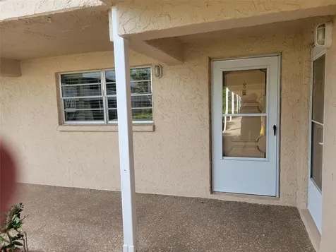 10032 65th Avenue N St Petersburg FL 33708
