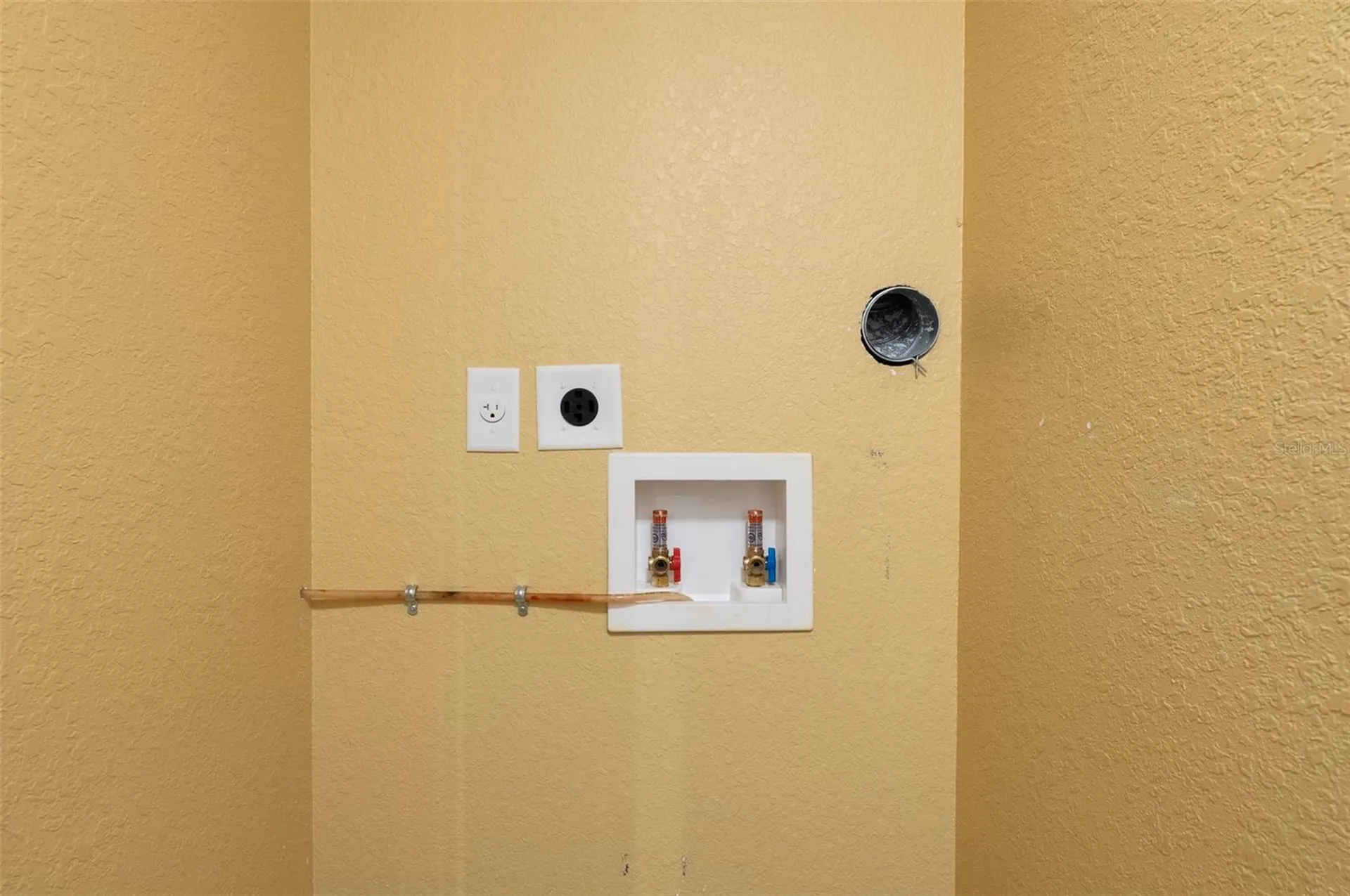 2595 Countryside Boulevard Clearwater FL 33761